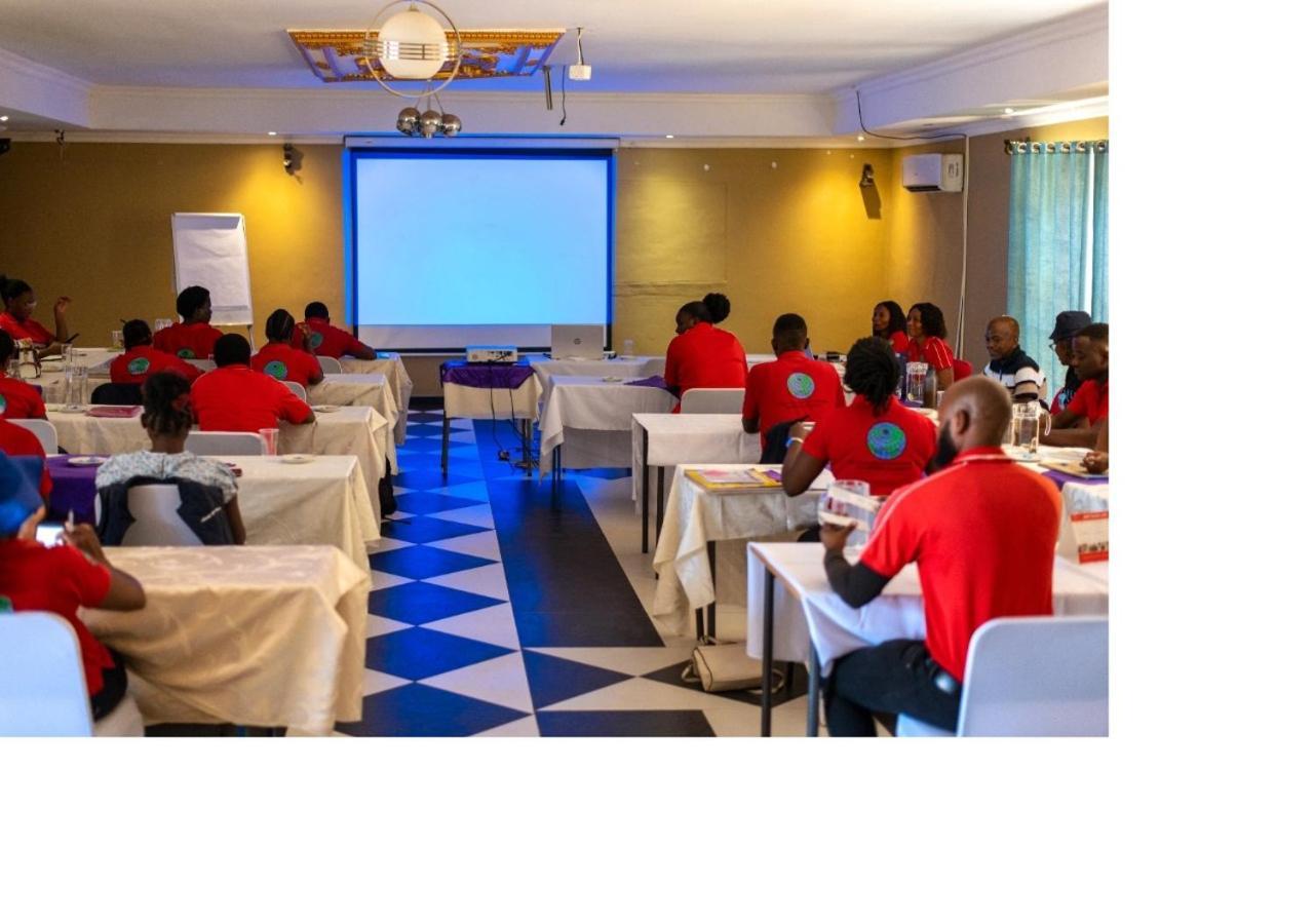 Msc Hotel Otjiwarongo Monitronics Exterior foto